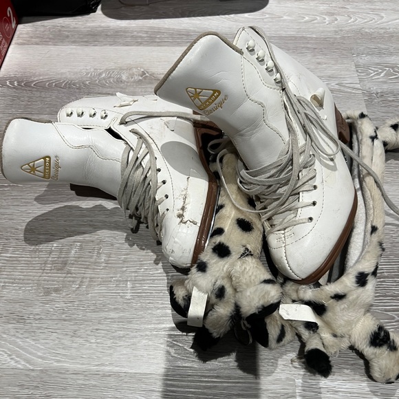 Jackson Classique Skates - Picture 1 of 1